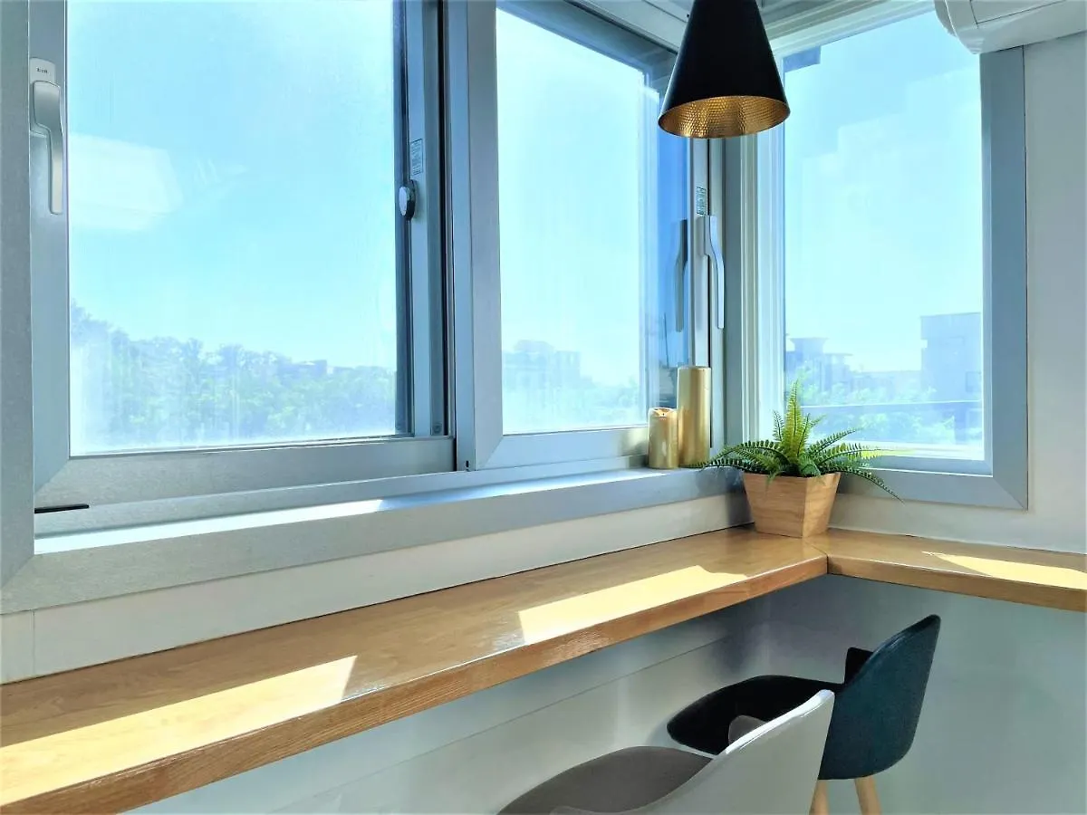 W Premium Guesthouse Incheon Airport 게스트하우스