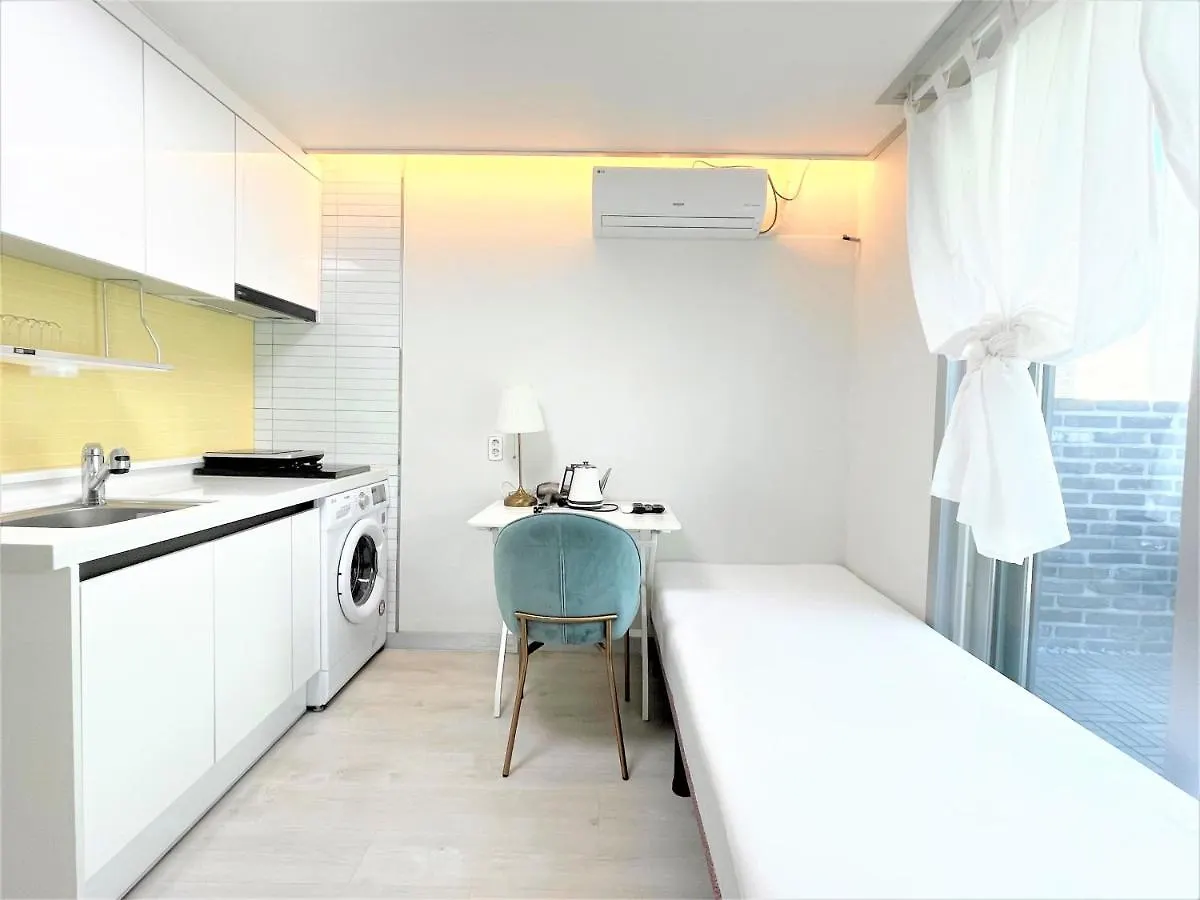 W Premium Guesthouse Incheon Airport 게스트하우스