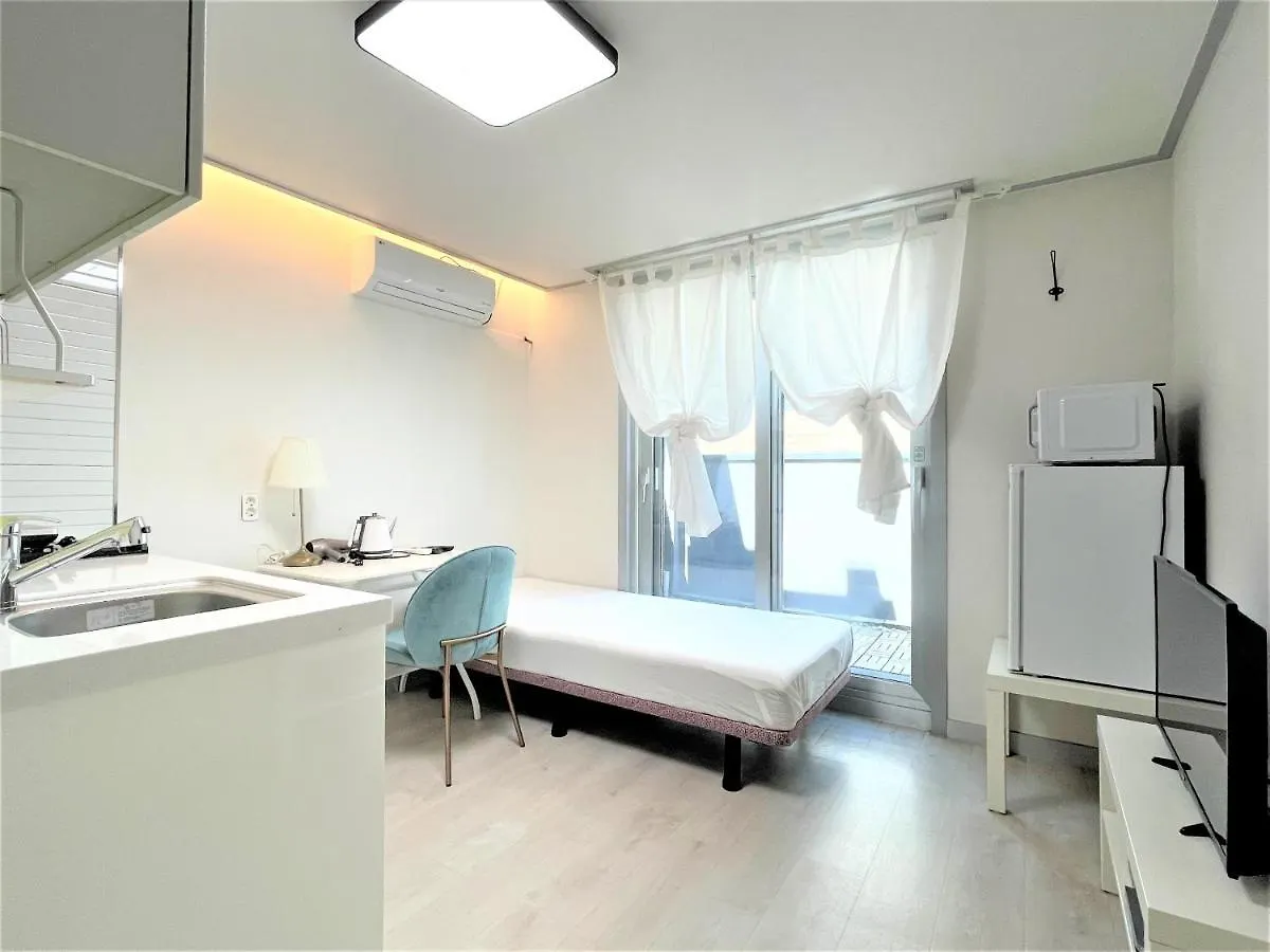 **** Wisma tamu W Guesthouse Incheon Airport Korsel