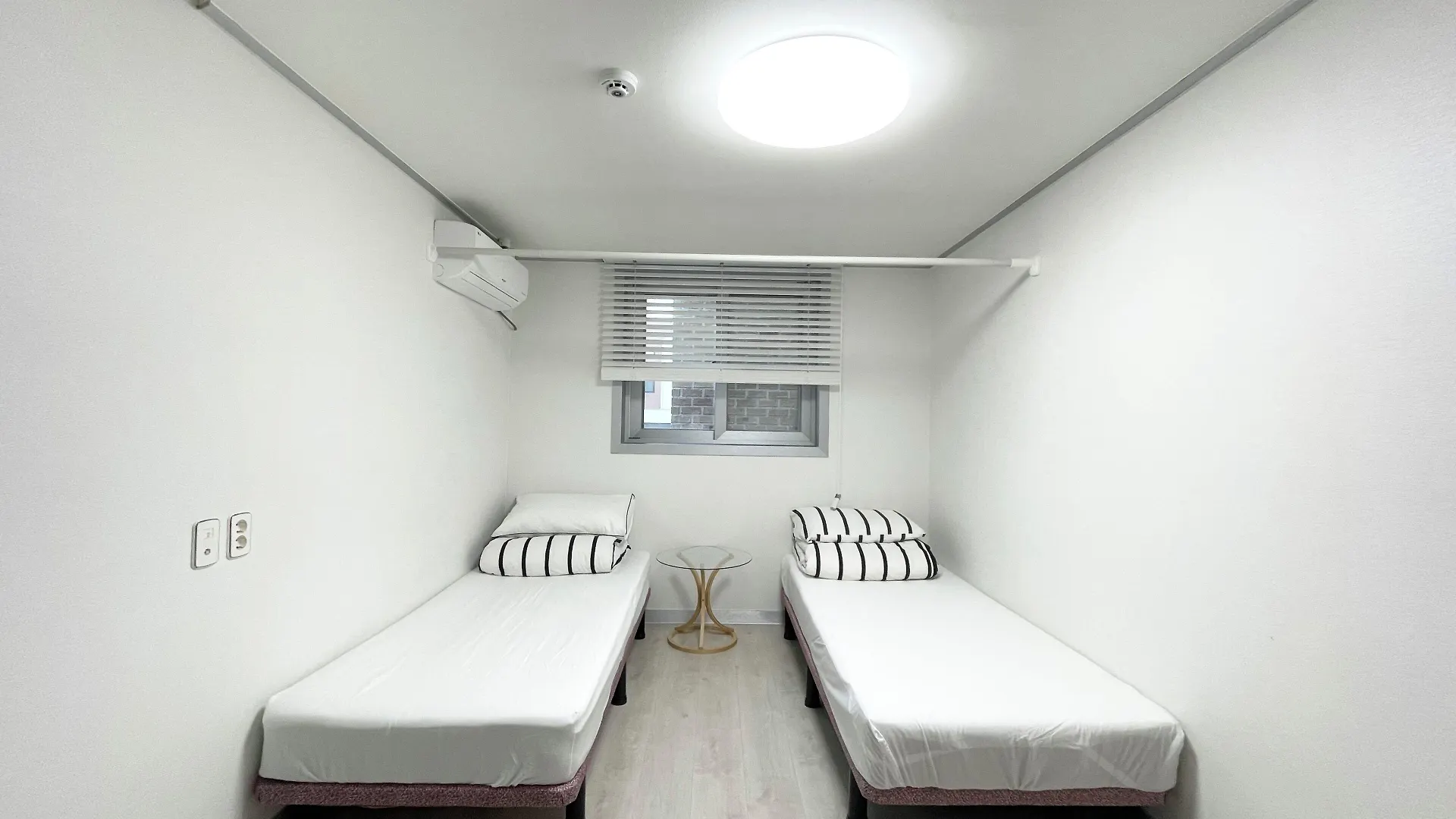 W Guesthouse Incheon Airport Wisma tamu