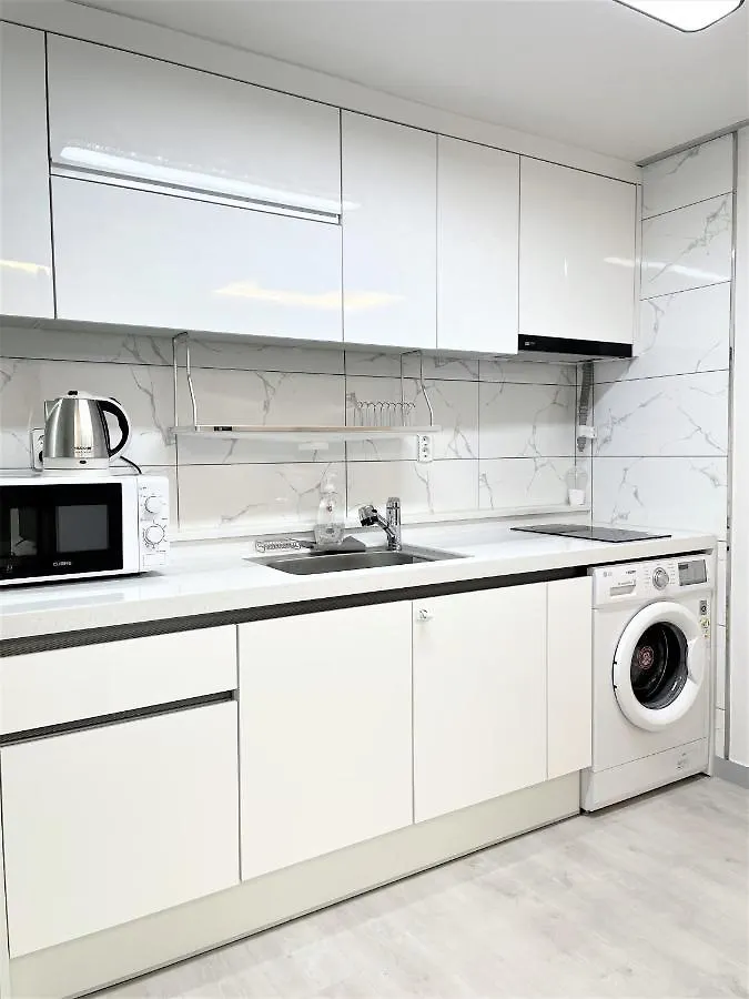 W Premium Guesthouse Incheon Airport